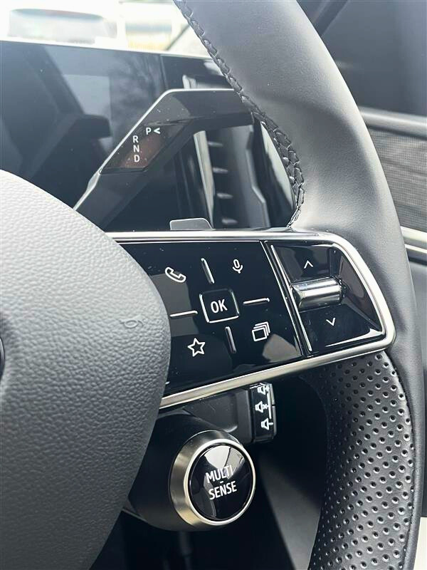 Renault Scenic E-Tech, Ionic 2025